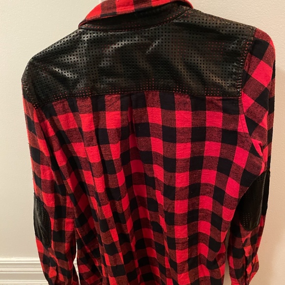 Flannel - Light Weight - Red & Black w/ Leather - Picture 3 of 3